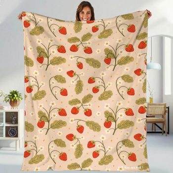 Cute Strawberry Pattern Aesthetic Fleece Blanket