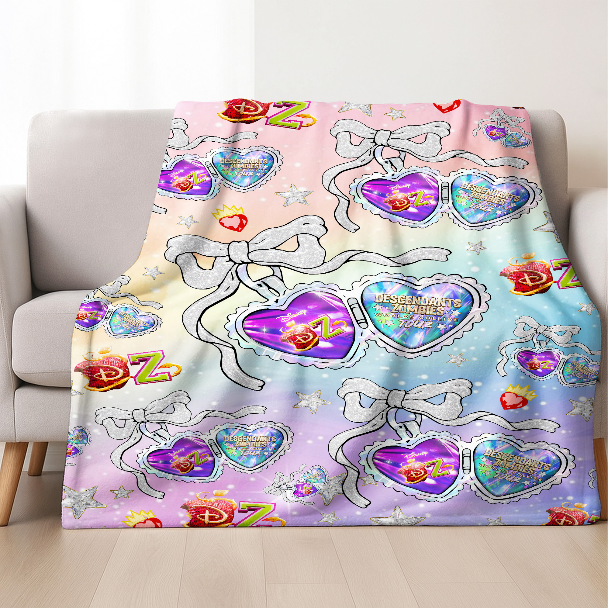 Descendants Zombies World Tour Disney DZ Heart Locket Fleece Blaanket